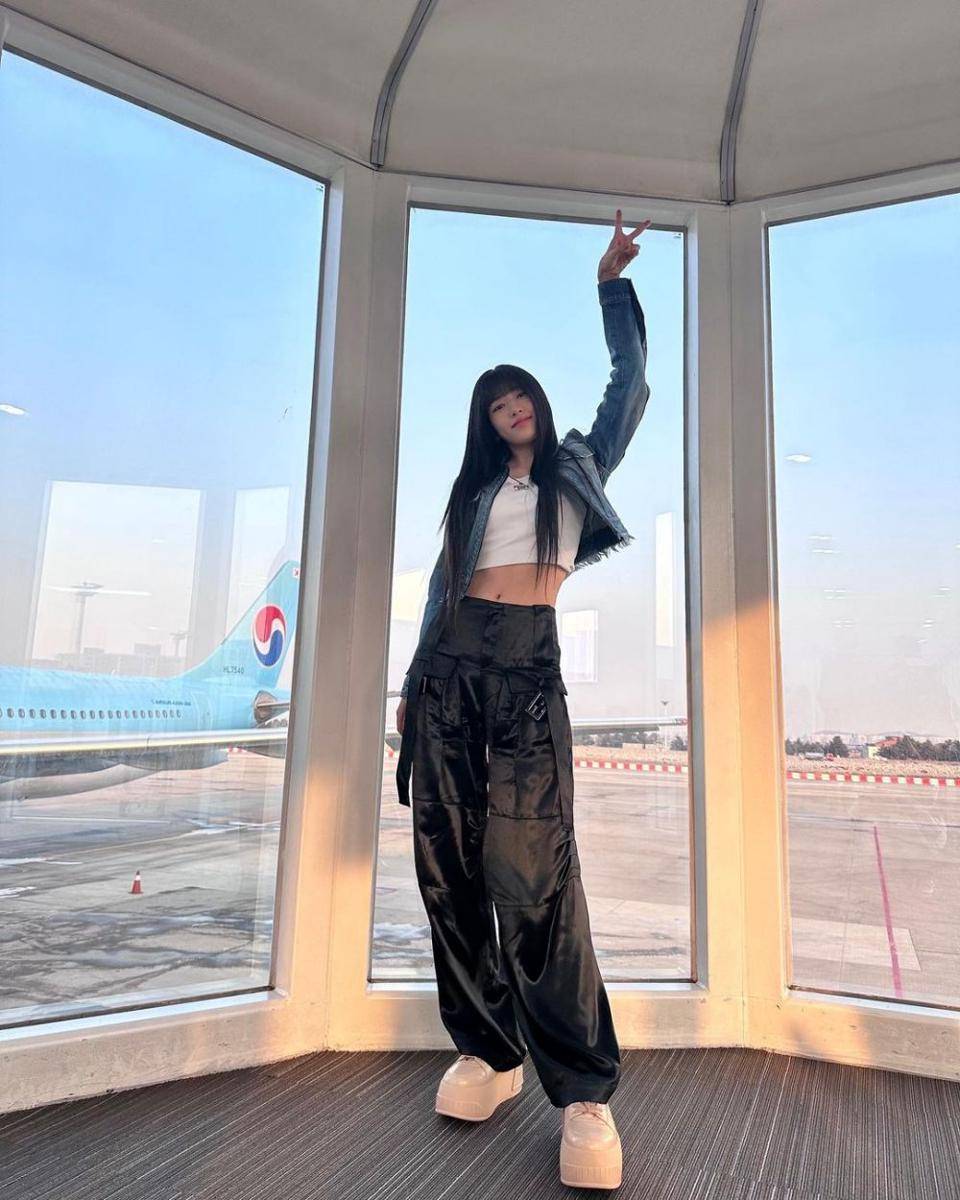 Yujin IVE (instagram.com/_yujin_an)