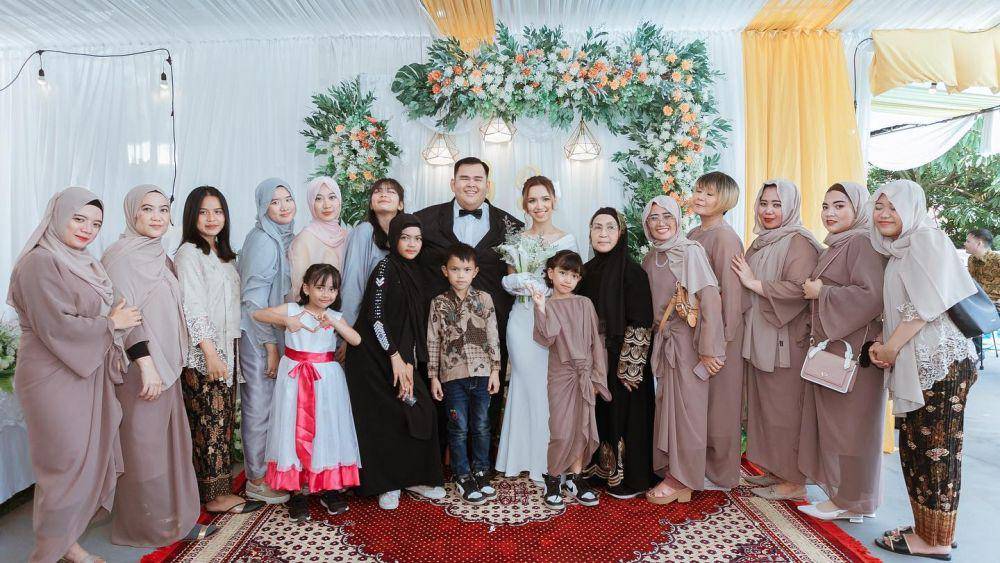 potret pernikahan Philip Demay dan Bunga (instagram.com/piyipiyip)