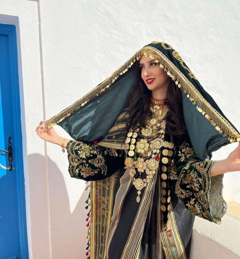 Amira Afli (instagram.com/amiraafli)