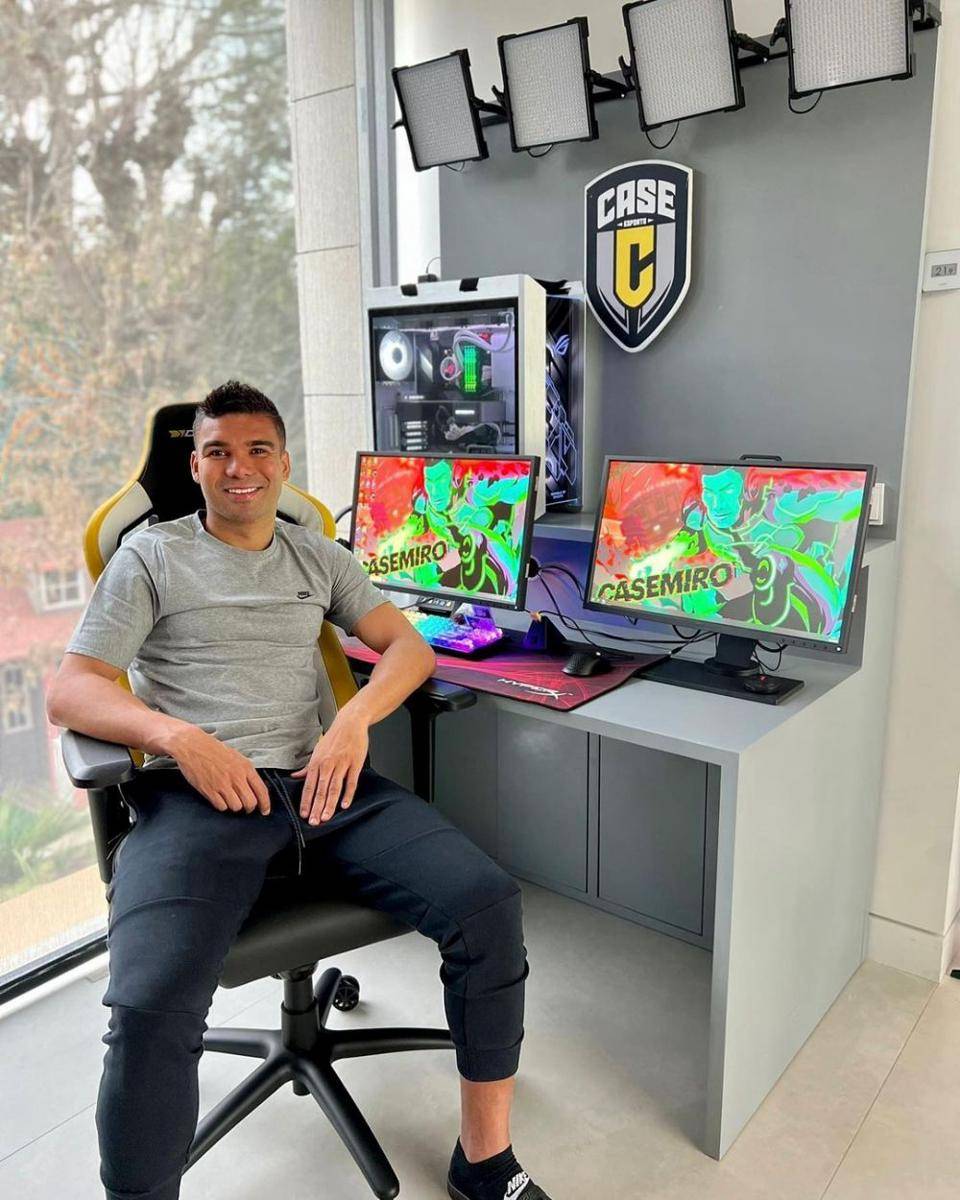 Gaya busana Casemiro (instagram.com/casemiro)