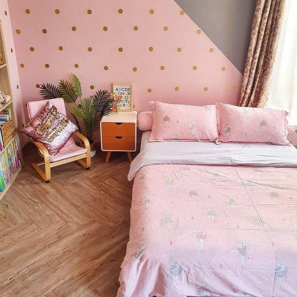 inspirasi kamar tidur bernuansa pink (instagram.com/kamar.tidurminimalis)