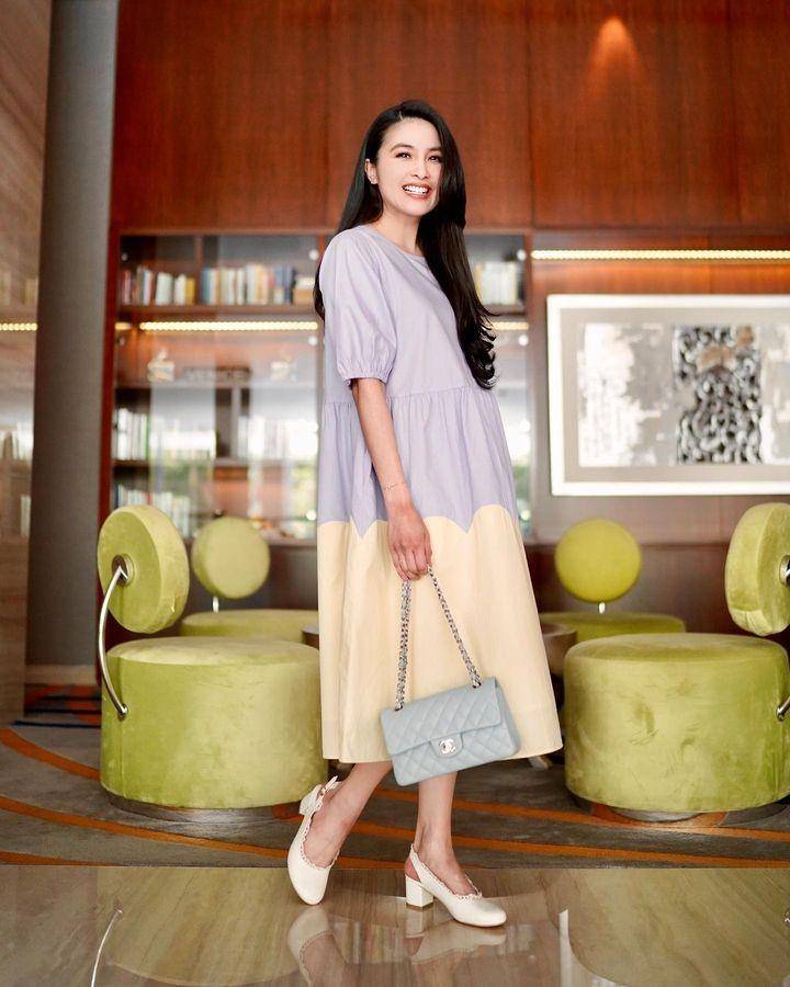 OOTD ke gereja (instagram.com/sandradewi88)