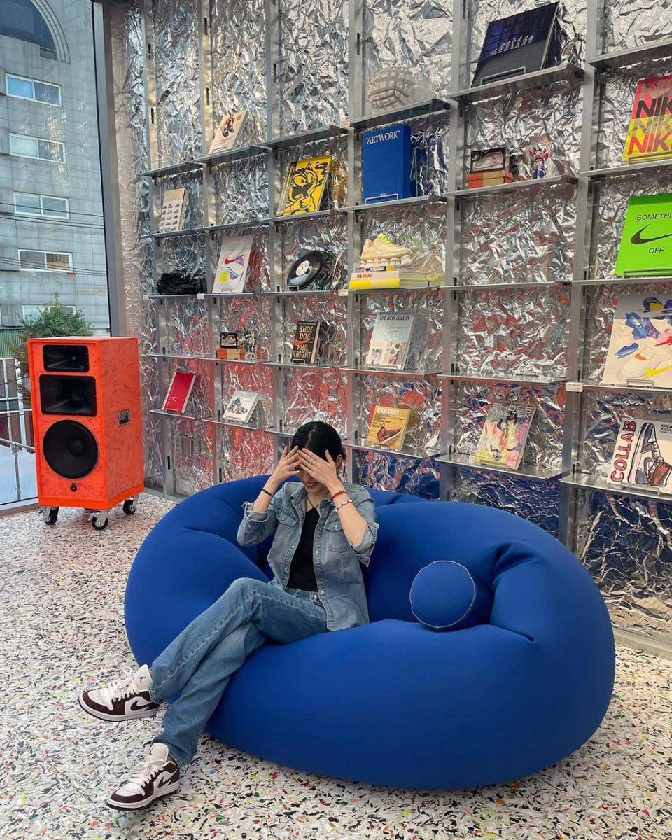 OOTD casual ala Roh Yoon Seo (instagram.com/rohyoonseo)