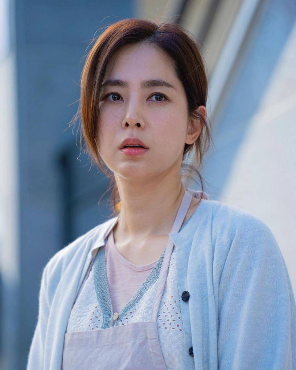 Han Chae Ah (instagram.com/chaea_han)