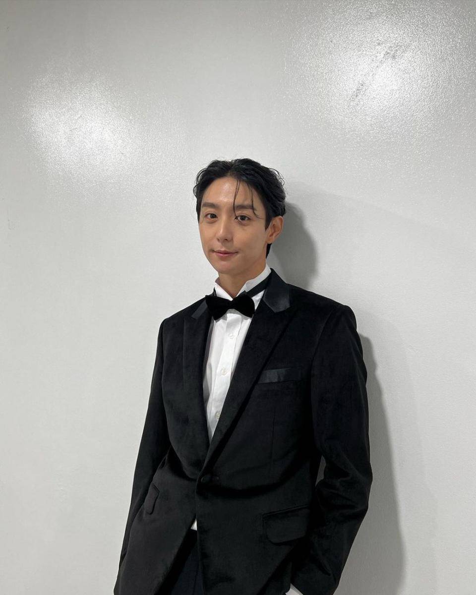 Hyun Woo (instagram.com/hyunwoo0118)
