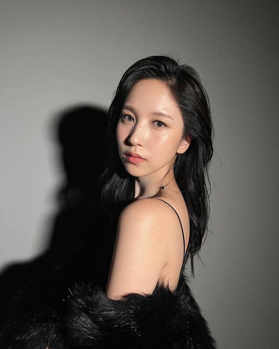 Mina TWICE (instagram.com/mina_sr_my)