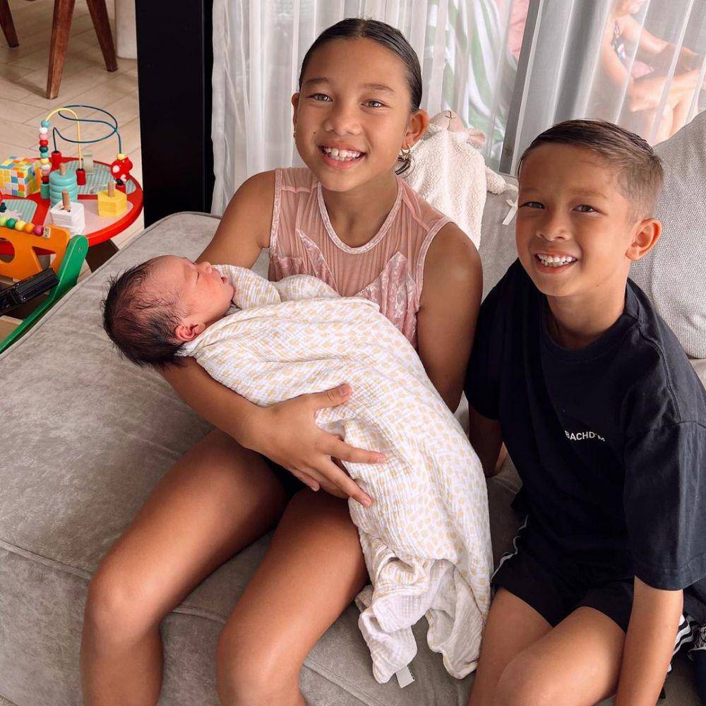 potret buah hati Jennifer Bachdim (instagram.com/jenniferbachdim)