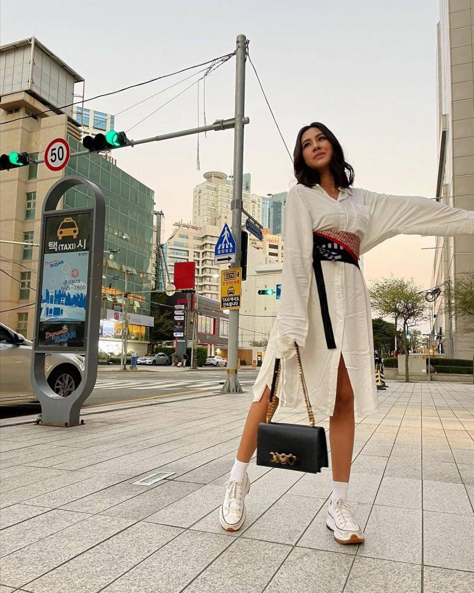 Koleksi dress unik Shenina Cinnamon (instagram.com/shenacinnamon)