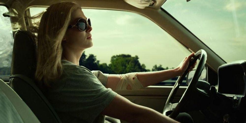 Bagaimana Adegan di Mobil dalam Film Dibuat? Begini Caranya!