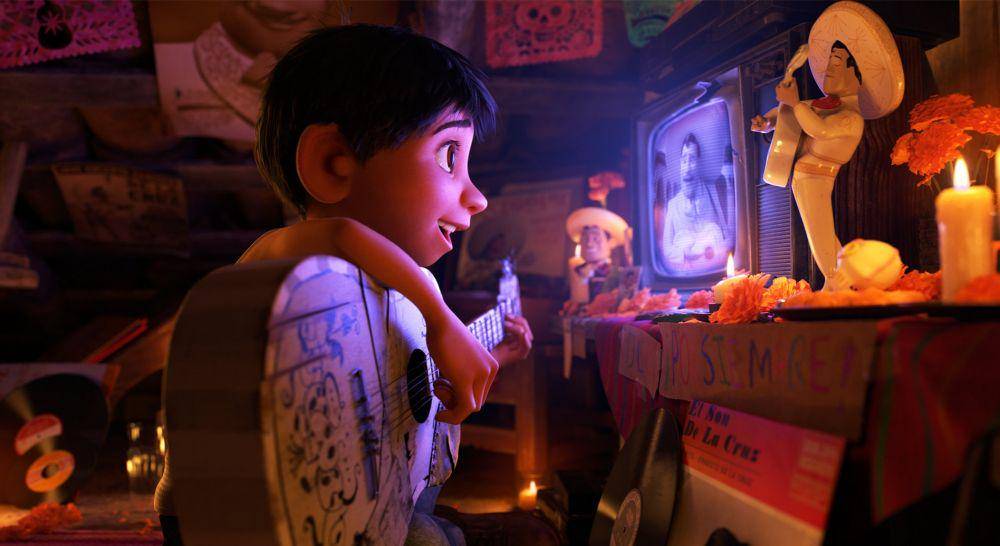 karakter Miguel (dok. Pixar/Coco)