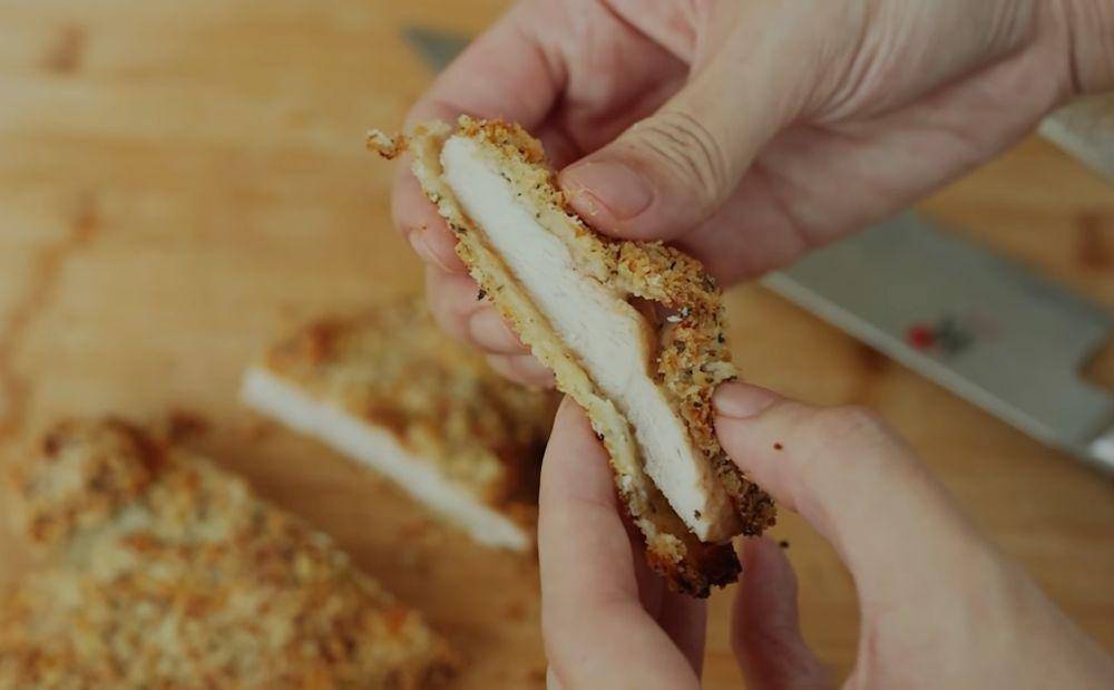chicken parmigiana (YouTube.com/Devina Hermawan)