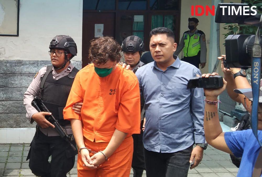 Beli Ganja Pakai Cryptocurrency, WNA Belarusia Ditangkap di Pantai Sanur