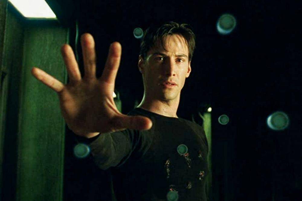 Keanu Reeves di The Matrix (dok. Warner Bros/The Matrix)