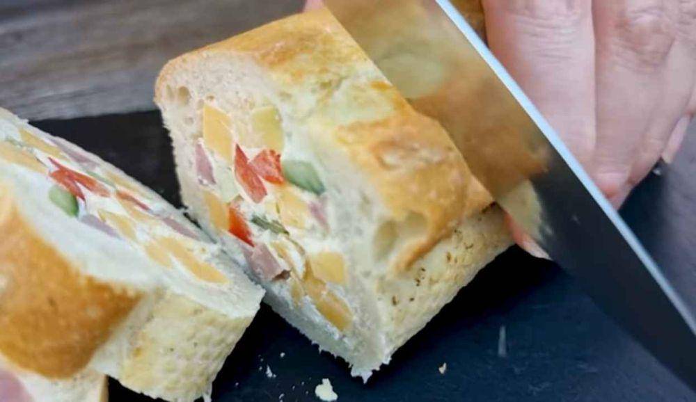 ilustrasi stuffed baguette (youtube.com/Gesundes Essen)