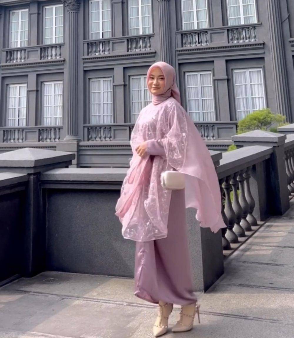 OOTD Kondangan (instagram.com/yazfarach)