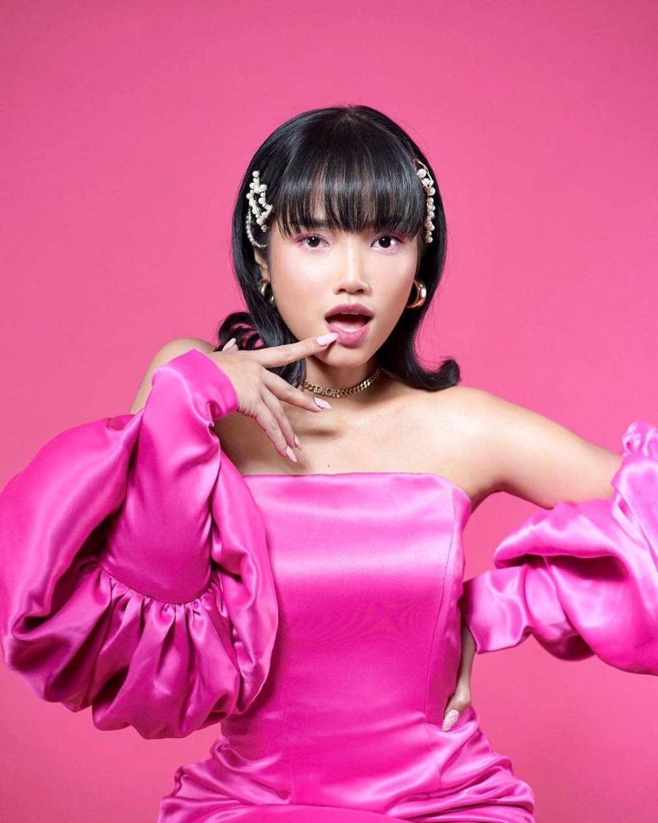 Fuji menjalani pemotretan bersama Bagus Aji Dani (instagram.com/fuji_an)