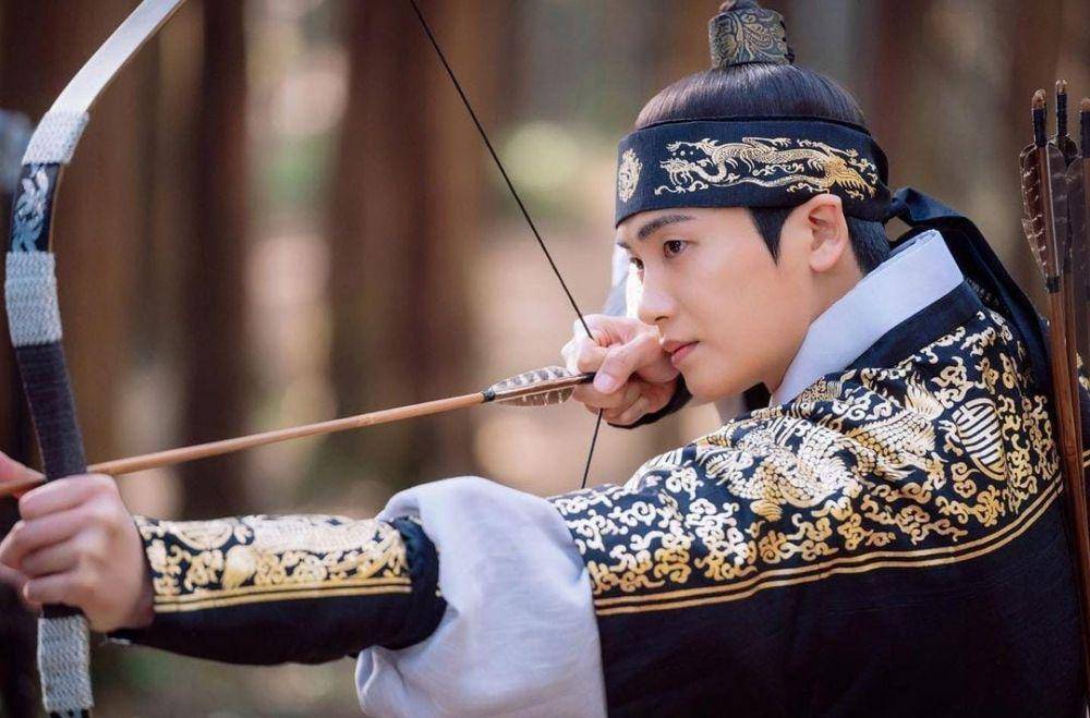 Park Hyung Sik di drama Our Blooming Youth (instagram.com/pandstudio_official)