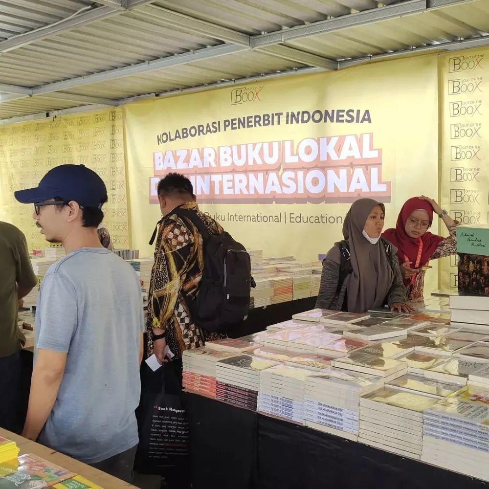OOTB Hadir di Jogja, Bazar Buku  Murah Lokal dan Impor
