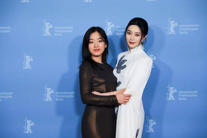 Fan Bingbing dan Lee Joo Young di Berlinale 2023 (Instagram.com/bingbing_fan)