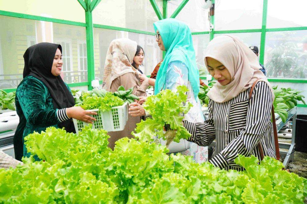 PT Kilang Pertamina Internasional (KPI) Unit Balikpapan luncurkan Program RawaBening di Kampung Atas Air Balikpapan, Jumat (24/2/2023). Foto Pertamina
