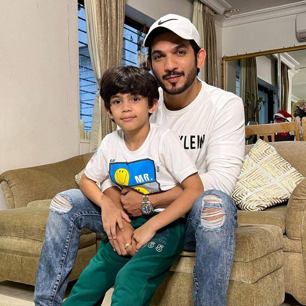Arjun Bijlani dan putranya (instagram.com/arjunbijlani)