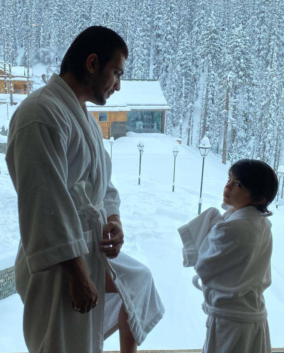Arjun Bijlani dan putranya (instagram.com/arjunbijlani)
