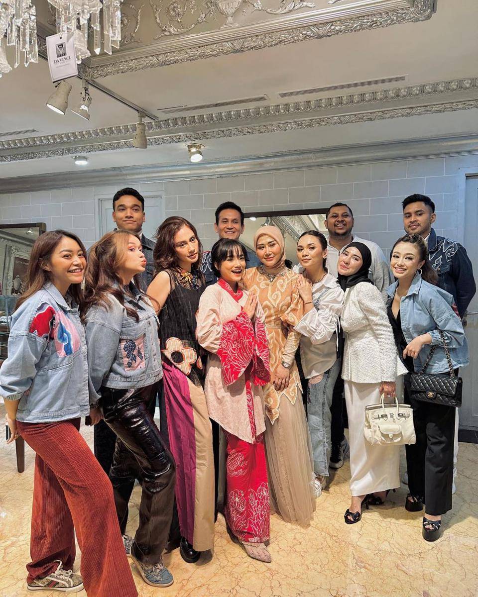potret Fuji di acara launching parfum Marissya Icha (instagram.com/fuji_an)
