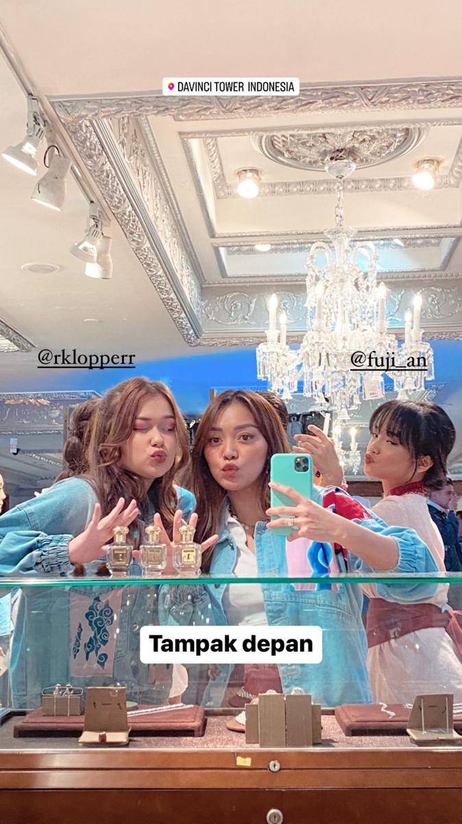 potret Fuji di acara launching parfum Marissya Icha (instagram.com/andiayutyas)