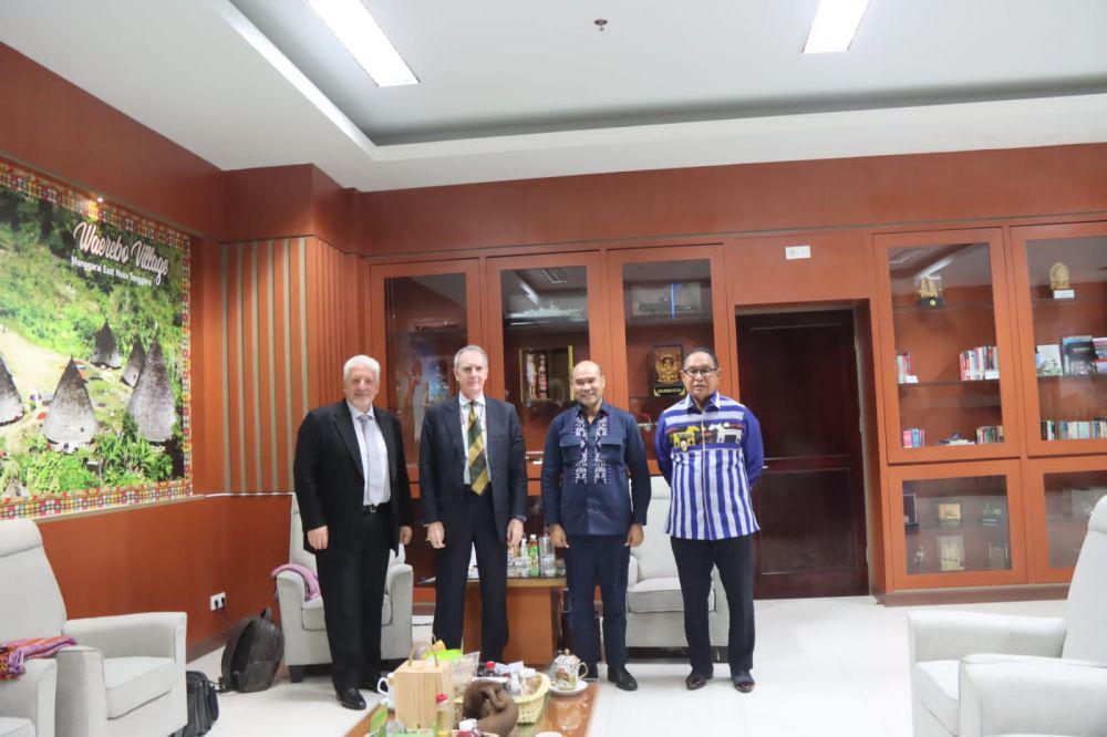Gubernur NTT dan Dubes Italia Bahas Soal Investasi Energi Terbarukan