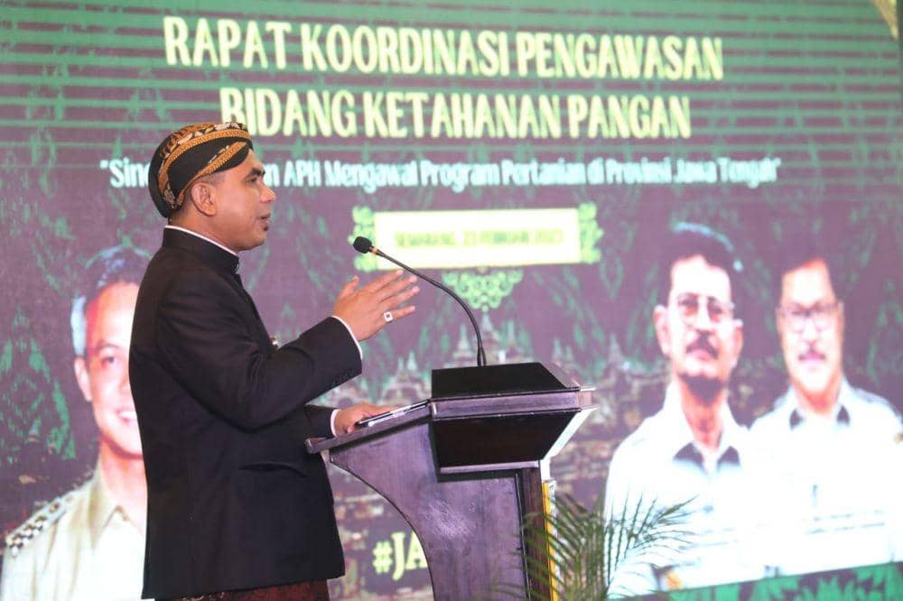Wagub Jateng Taj Yasin Maimoen membuka rakor ketahanan pangan di Gedung Gradhika Bhakti Praja Jalan Pahlawan Semarang. (IDN Times/Dok Humas Pemprov Jateng)