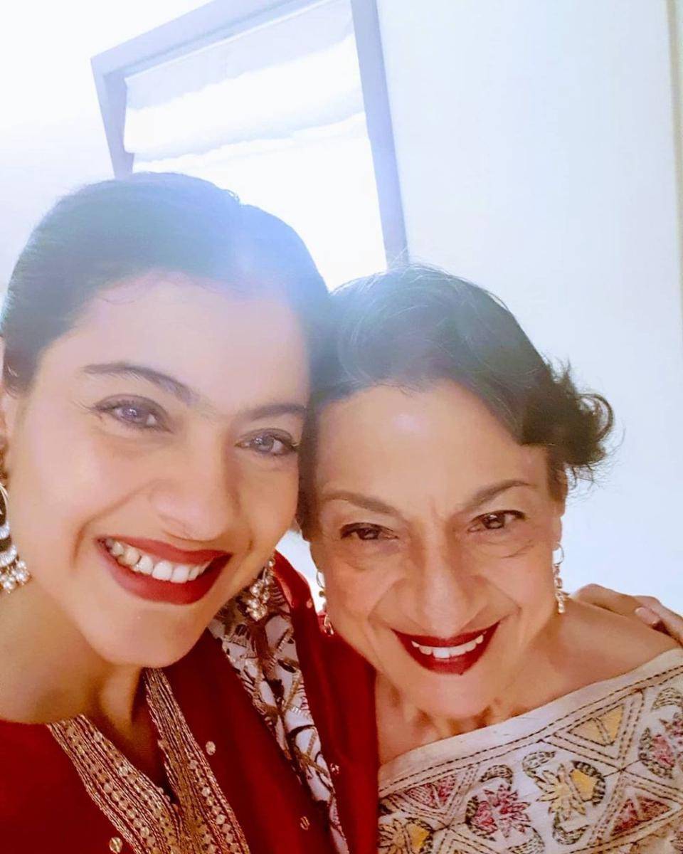 Kajol dan ibunya (instagram.com/kajol)