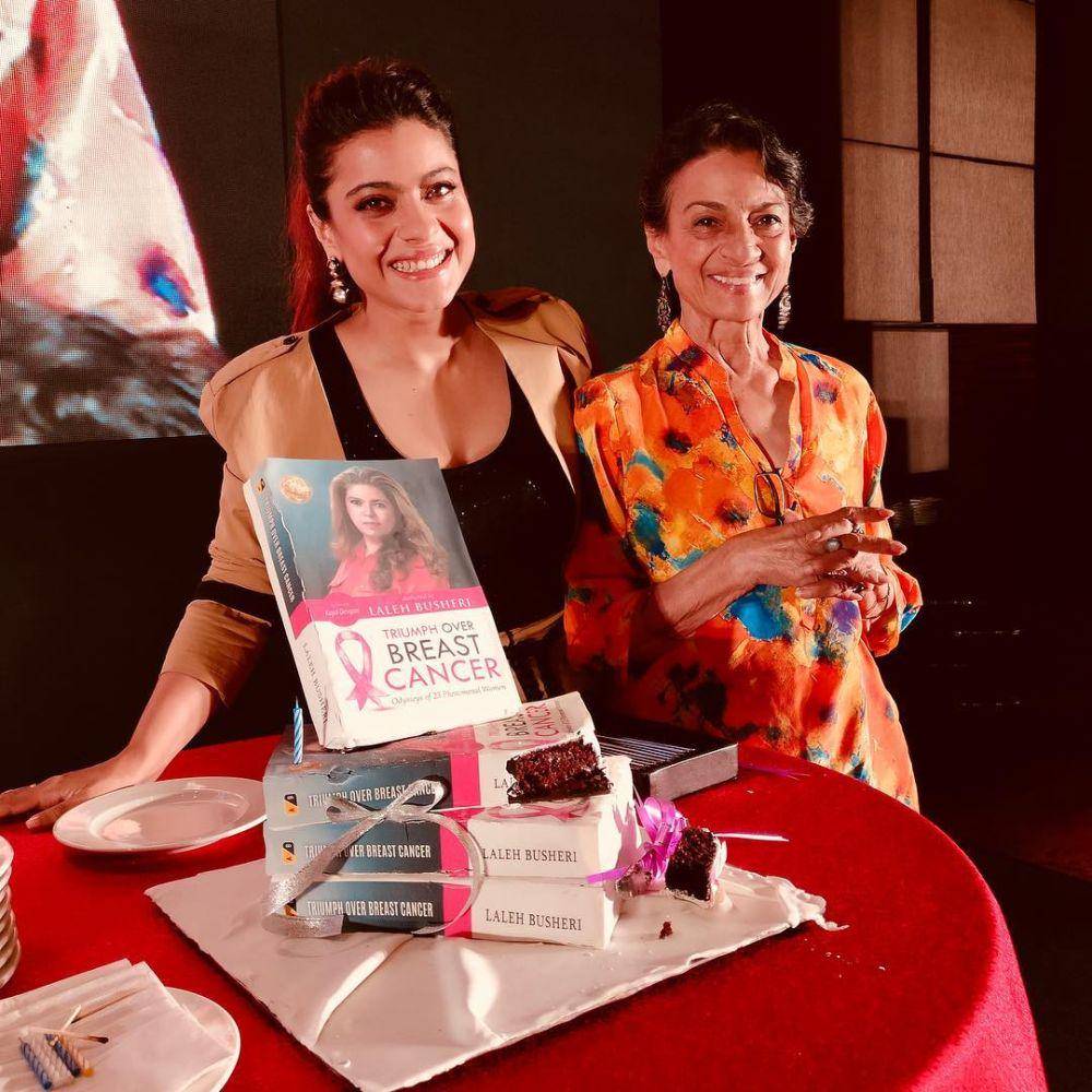 Kajol dan ibunya (instagram.com/kajol)