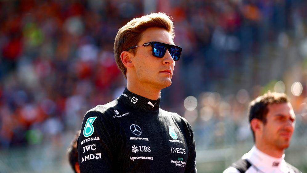 pembalap Mercedes George Russell (formula1.com)