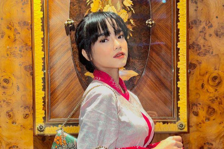 potret Fuji di acara launching parfum Marissya Icha (instagram.com/fuji_an)