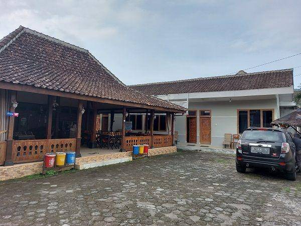 Griya Limasan Hotel (google.com/maps/m. zainuddin)