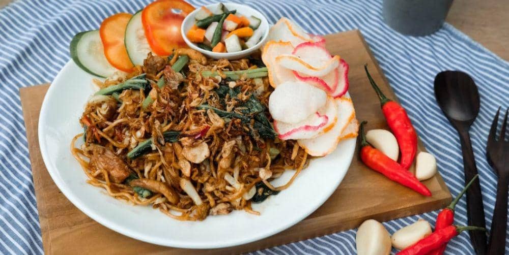 5 Bahan Pelengkap untuk Menu Mi Goreng, Menggugah Selera!