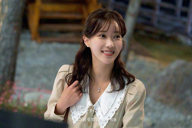 10 Harga Outfit Im Soo Hyang di Drama Kokdu Season of Deity