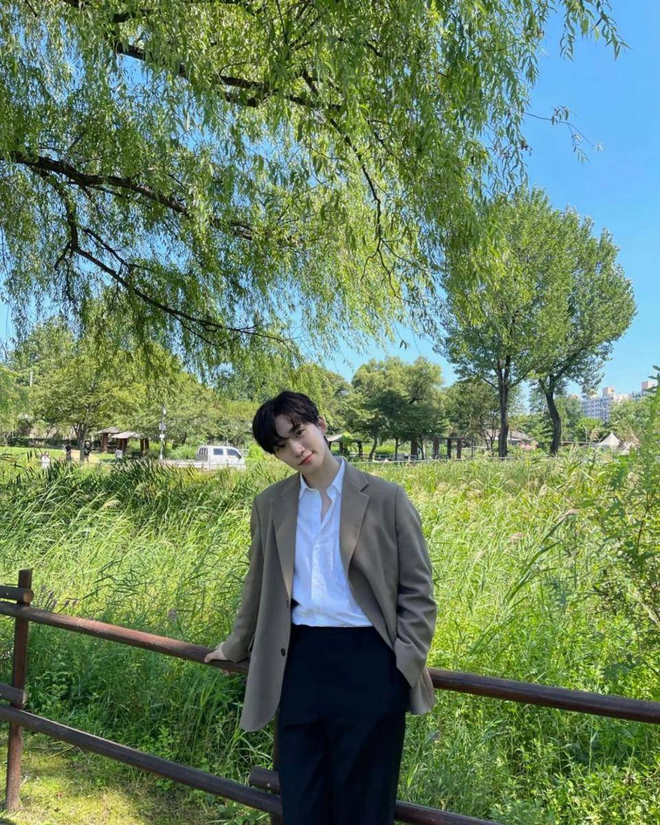 outfit first date ala Jun Ho 2PM (instagram.com/le2jh)