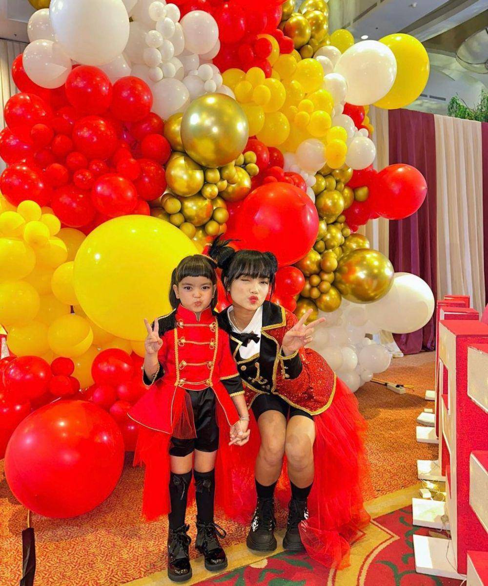 potret artis hingga selebgram yang hadir di acara ulang tahun Ameena. (instagram.com/fuji_an)