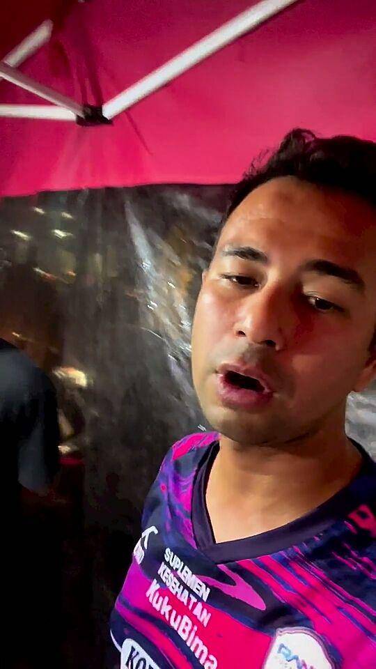 Raffi Ahmad investasi di penjual kaki lima. (instagram.com/raffinagita1717)
