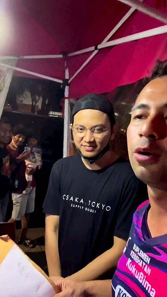 Raffi Ahmad investasi di penjual kaki lima. (instagram.com/raffinagita1717)