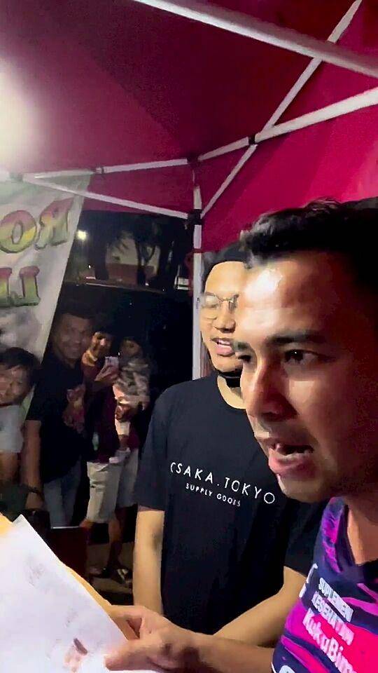 Raffi Ahmad investasi di penjual kaki lima. (instagram.com/raffinagita1717)