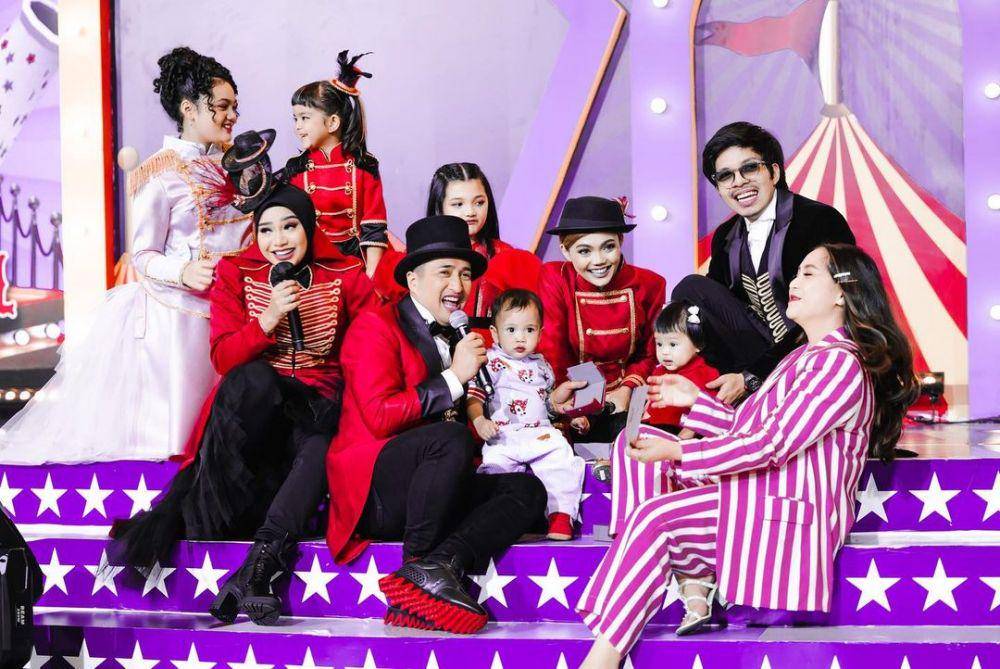 potret anak artis di pesta ulang tahun Ameena (instagram.com/attahalilintar)