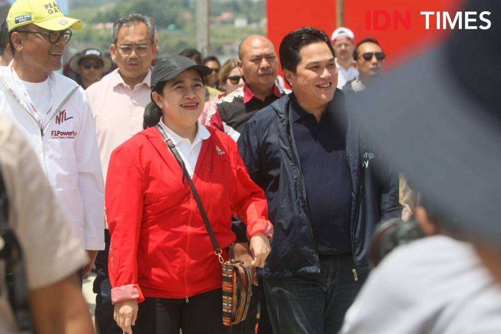 Ketua DPR Puan Maharani bersama Menteri BUMN Erick Thohir saat meninjau F1H2O (IDN Times/Prayugo Utomo)
