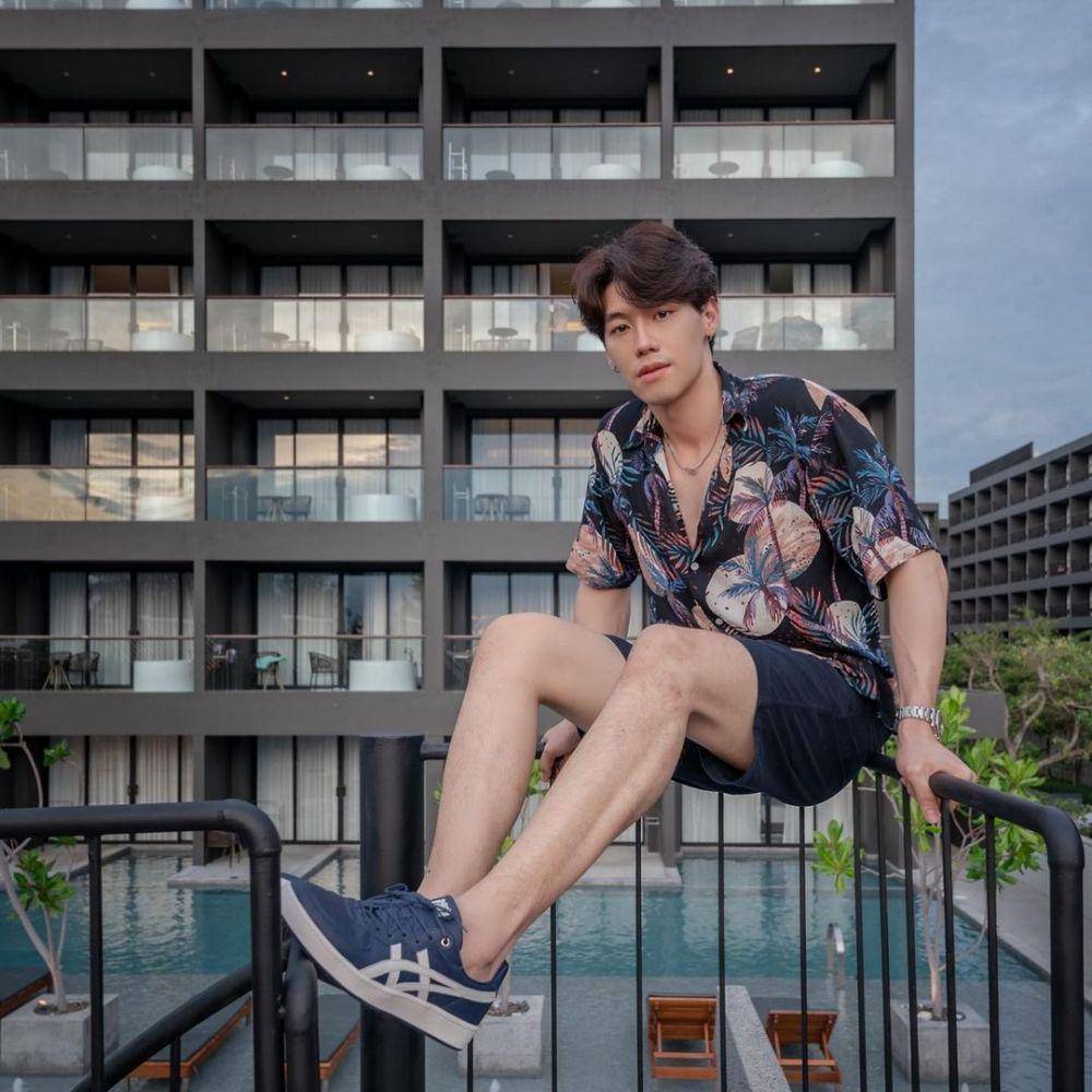 mix and match kemeja ala Podd Suphakorn (instagram.com/plapodd)