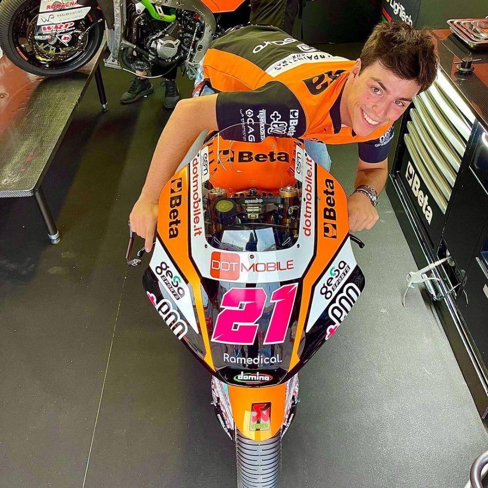 Alonso Lopez (instagram.com/alonsolopez_21)