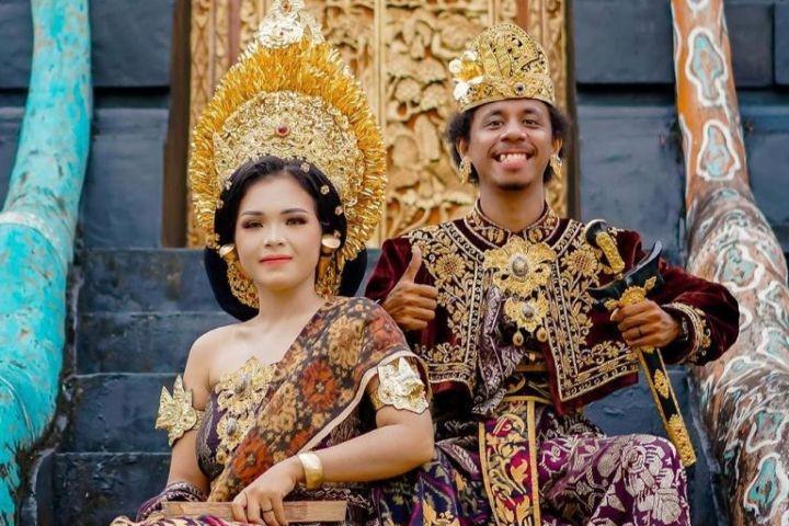Ini Sosok Asli Komang yang Jadi Inspirasi Lagu Viral Raim Laode