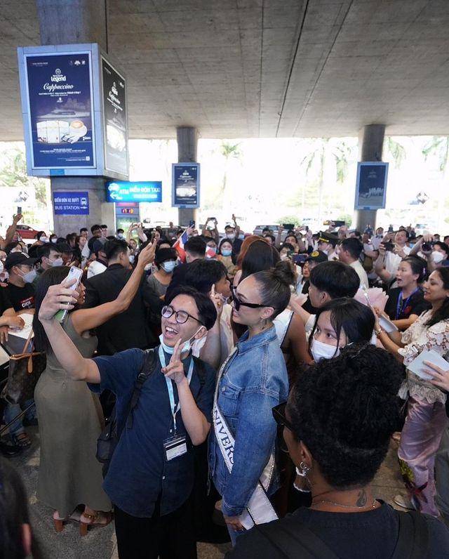 Potret R'Bonney Gabriel, Miss Universe 2022 Saat Berada di Vietnam (Instagram.com/missuniverse)