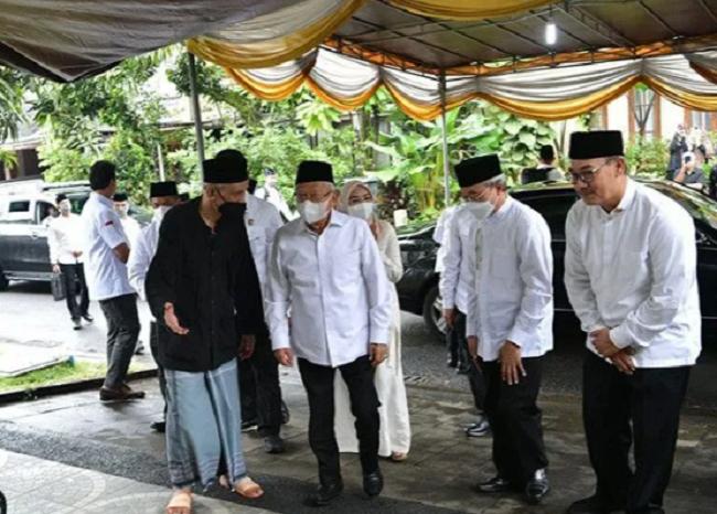 Wapres Ma'ruf Amin Takziah ke Kediaman KH Ali Yafie
