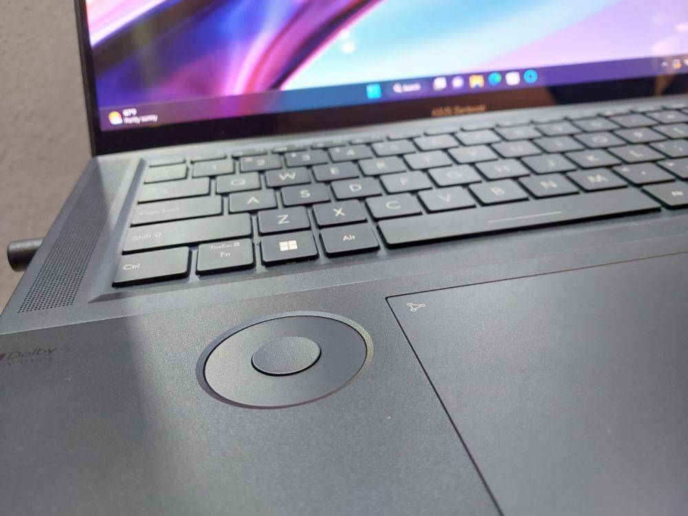 inovasi laptop ASUS (dok. IDN Times/Fatkhur Rozi)